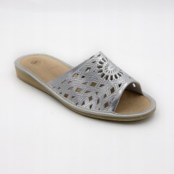 Wygodne Skórzane Pantofle Kapcie Rozmiar 41 EU