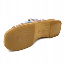 Wygodne Skórzane Pantofle Kapcie Rozmiar 39 EU