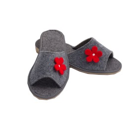 Wygodne Szare Pantofle...