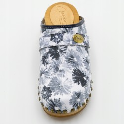 Chodaki drewniaki skórzane obuwie medyczne Clogers