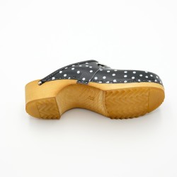 Chodaki drewniaki skórzane obuwie medyczne Clogers